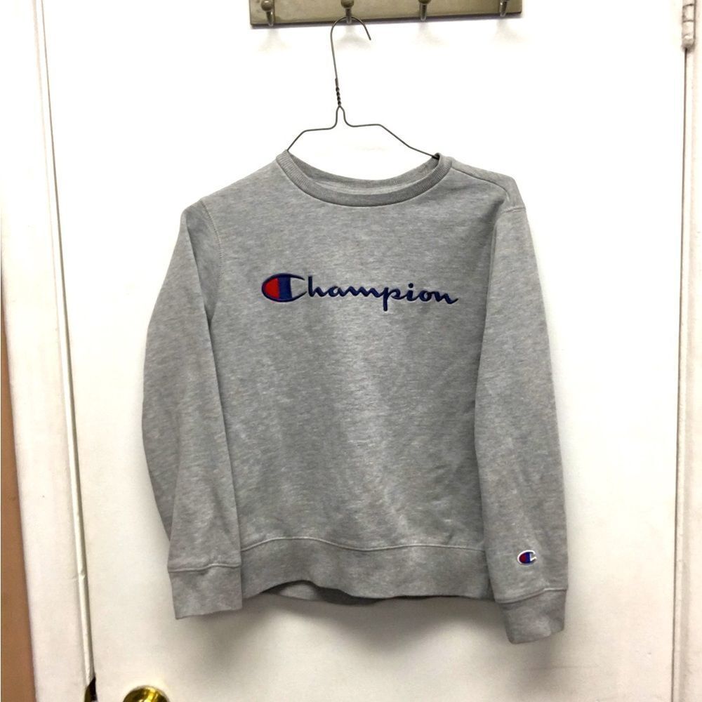 Kids Champion Embroidered Crew Neck size Medium